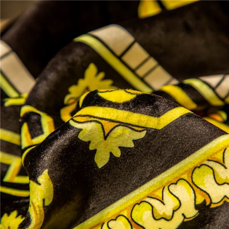 Versace 1.5x1.5m 1.5x2.0m 2.0x2.3m  (4)